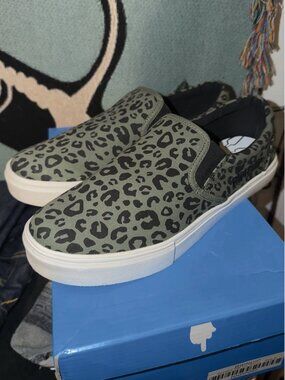 RipNDip Spotted Leopard Slip On Shoes - Size: mens 10 (42 EU) and 11 US (44 EU)